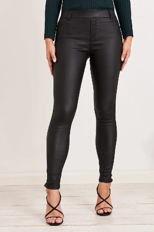 Sandy Pants in Black Leatherette